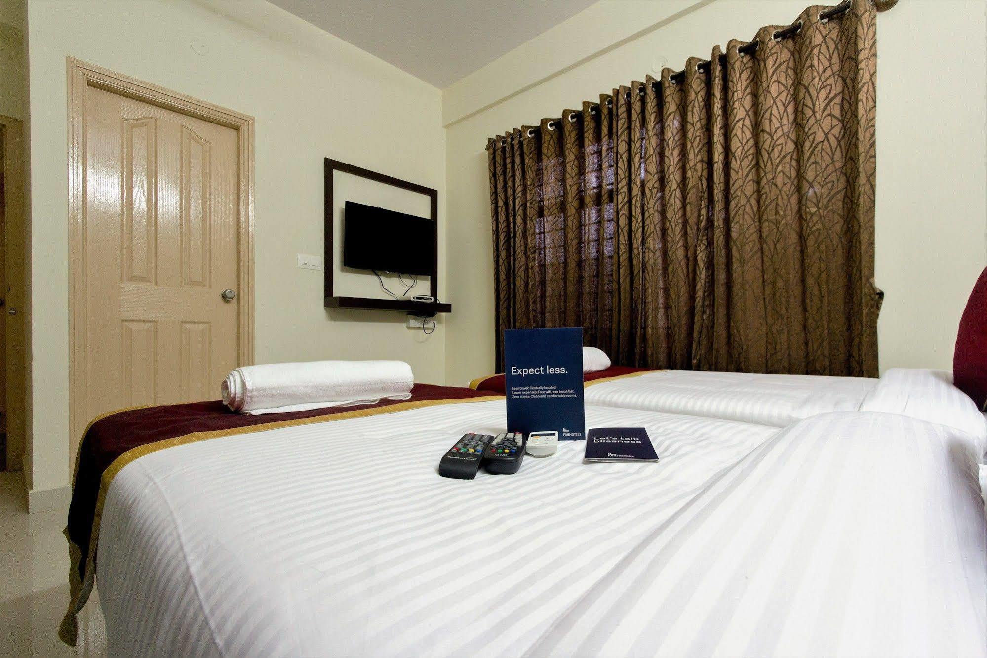 Fabhotel Rms Comforts - Nr Yeshwantpur Railway Station Bangalore Bagian luar foto